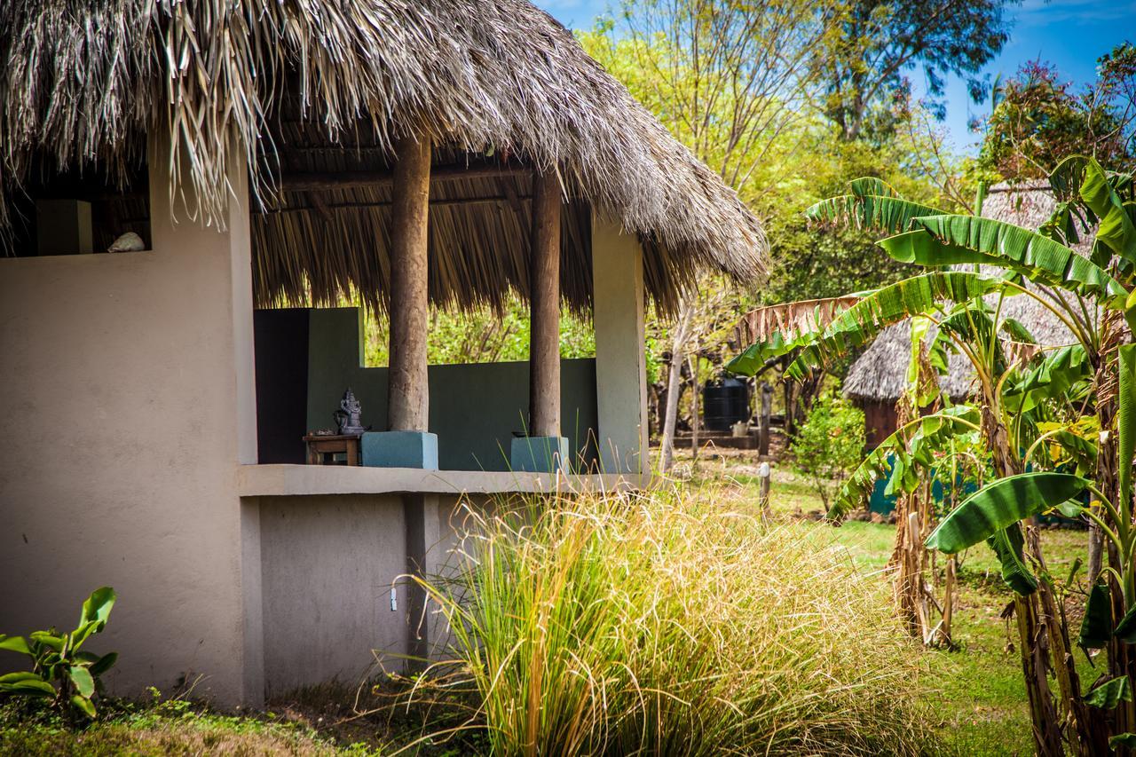 Coco Loco Eco-Resort Gemastepe Exterior foto